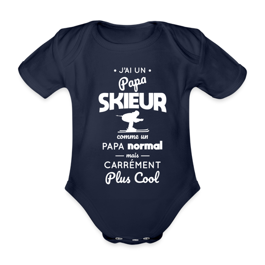 Body Bébé bio manches courtes - J'ai un papa skieur - marine foncé
