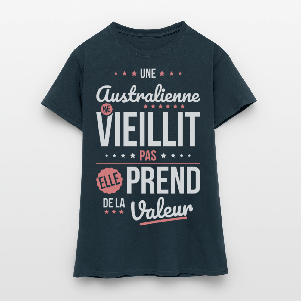 T-shirt Femme - Une Australienne ne vieillit pas - marine