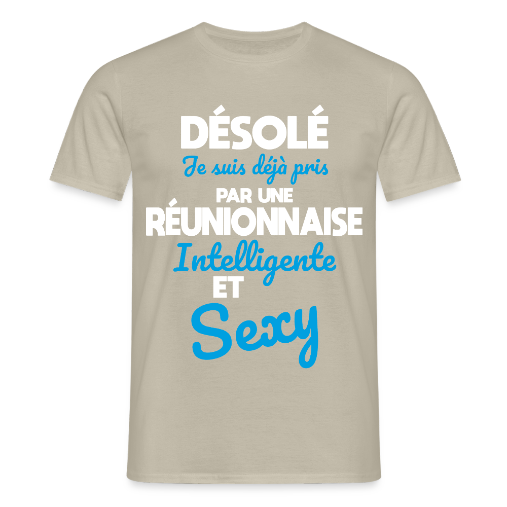 T-shirt Homme -  Je suis déjà pris par une Réunionnaise intelligente et sexy - beige sable