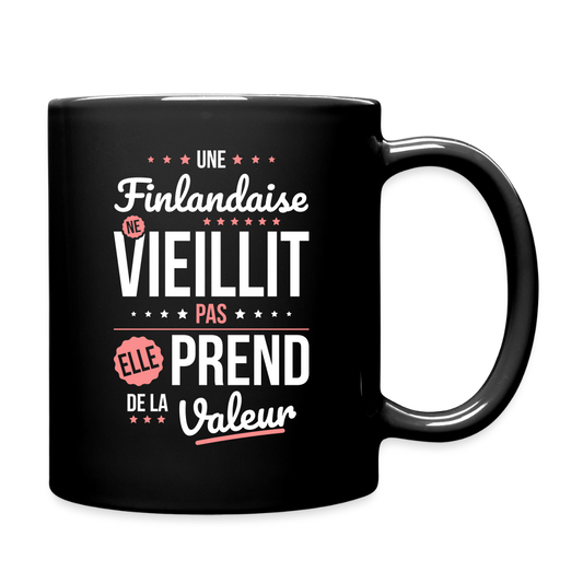 Mug uni - Une Finlandaise ne vieillit pas - noir