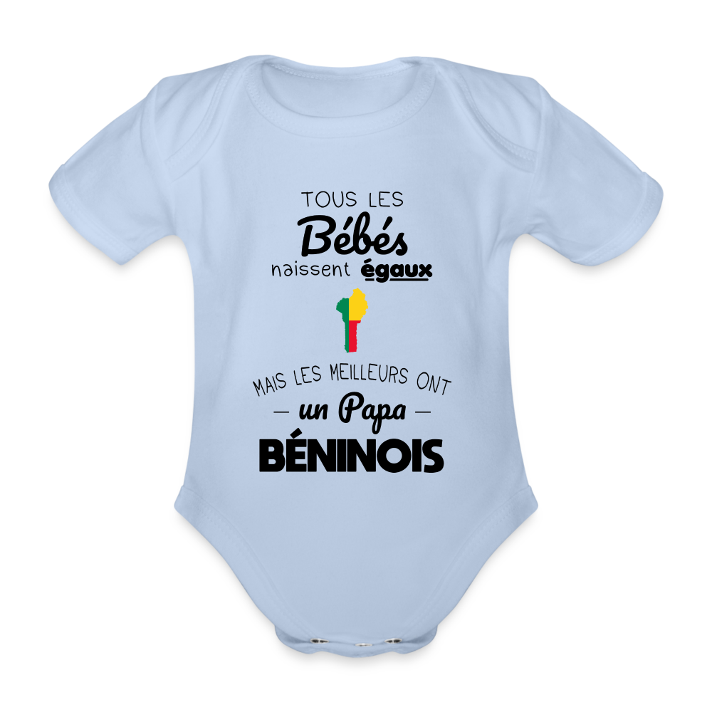 Body Bébé bio manches courtes - Les Meilleurs Ont Un Papa Béninois - ciel